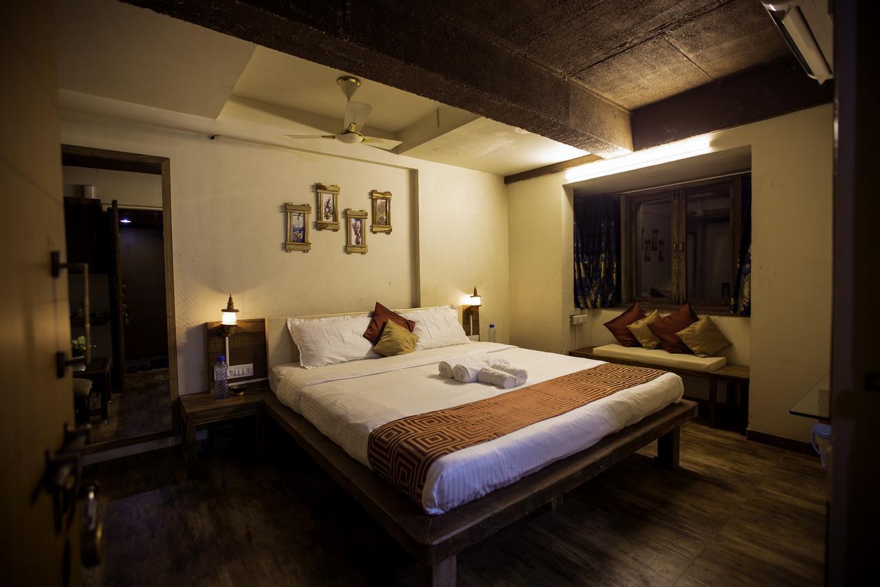 Kaular Atithis Grand Kokan Resort Ganpatipule Exteriör bild